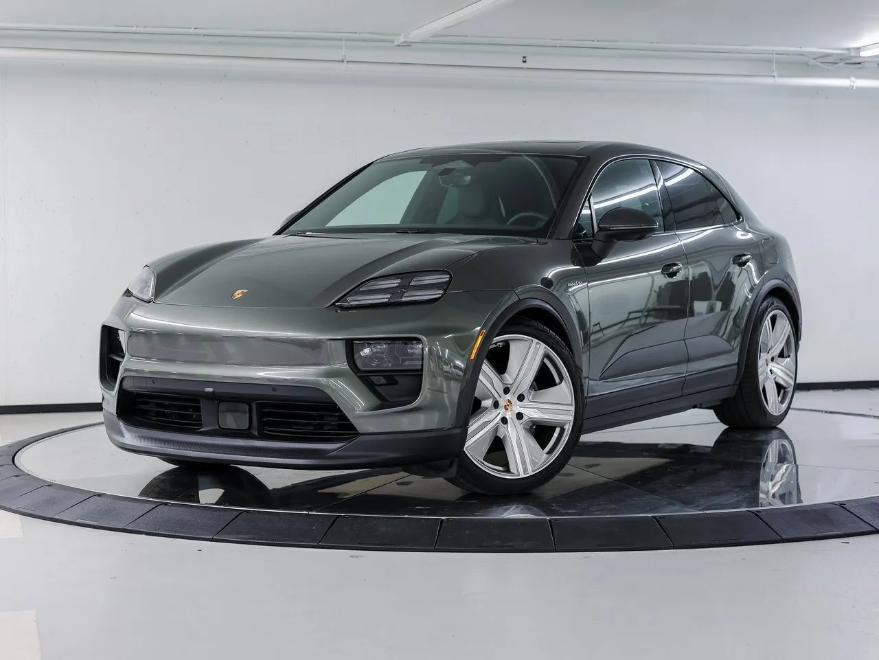 Green 2025 Porsche Macan Electric for sale in Austin, TX