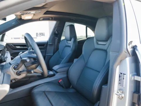 More photos of 2025 Porsche Macan Electric at Porsche Austin, TX