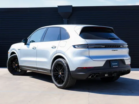 Another view of 2026 Porsche Cayenne E-Hybrid for sale in Austin, TX at Porsche Austin