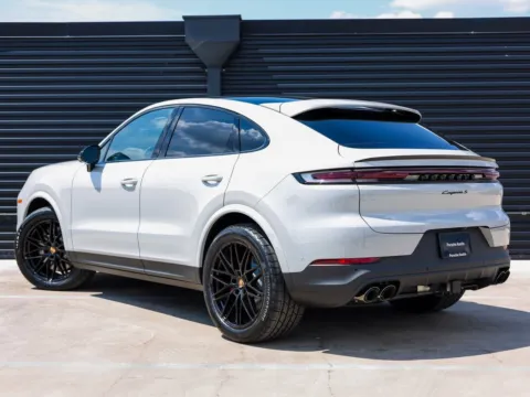 Another view of 2025 Porsche Cayenne S for sale in Austin, TX at Porsche Austin