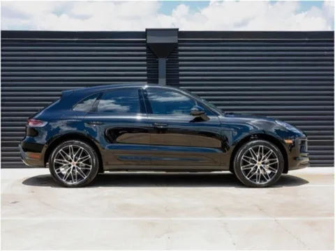 More photos of 2025 Porsche Macan at Porsche Austin, TX