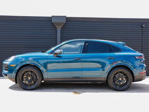 Photos of 2026 Porsche Cayenne Coupe for sale in Austin, TX at Porsche Austin