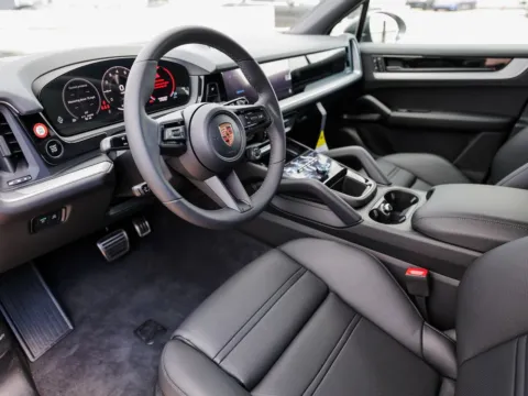 More photos of 2026 Porsche Cayenne S E-Hybrid at Porsche Austin, TX