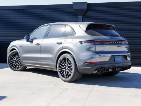 Another view of 2026 Porsche Cayenne E-Hybrid for sale in Austin, TX at Porsche Austin