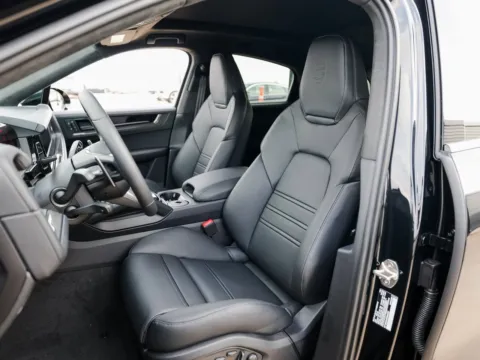 More photos of 2026 Porsche Cayenne GTS at Porsche Austin, TX