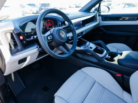 More photos of 2026 Porsche Cayenne E-Hybrid at Porsche Austin, TX