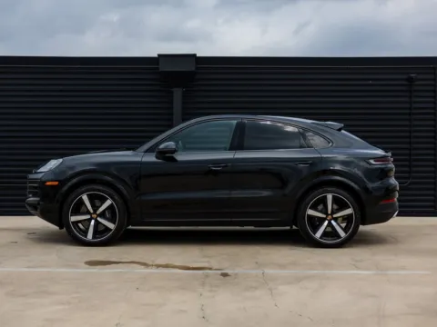 Photos of 2025 Porsche Cayenne Coupe for sale in Austin, TX at Porsche Austin