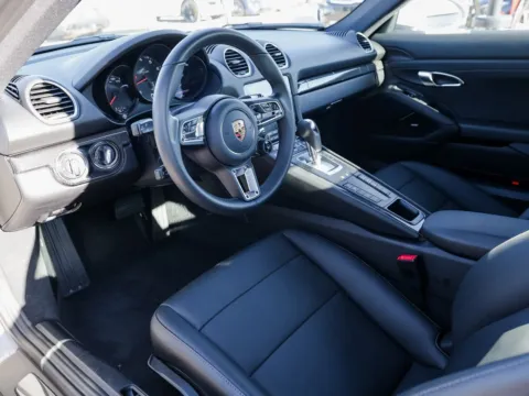 More photos of 2025 Porsche 718 Cayman at Porsche Austin, TX