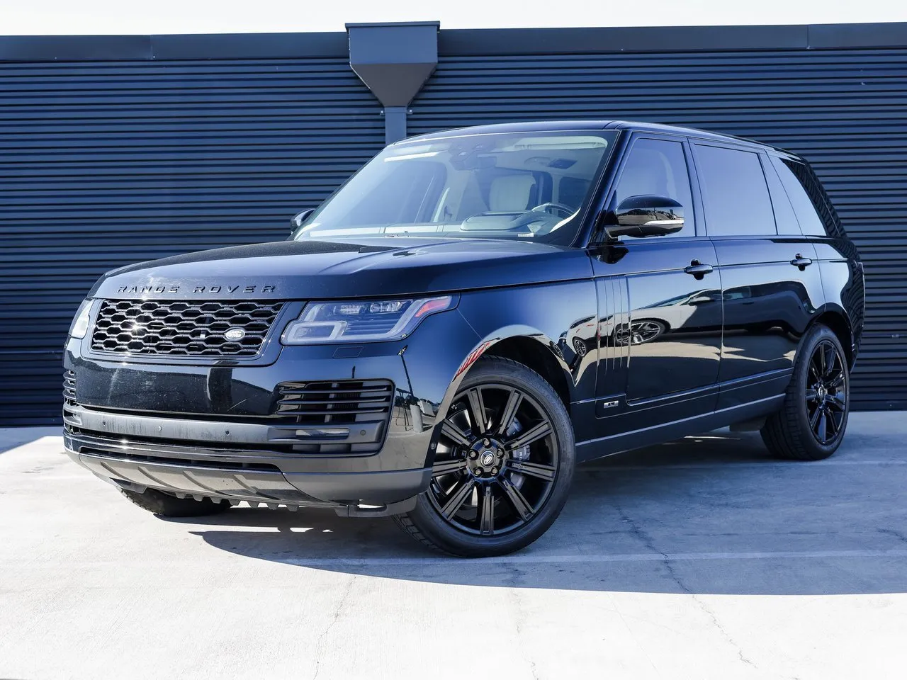 Black 2020 Land Rover Range Rover Supercharged for sale in Austin, TX