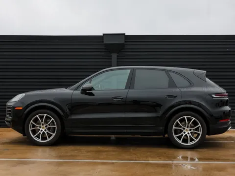 Photos of 2024 Porsche Cayenne for sale in Austin, TX at Porsche Austin