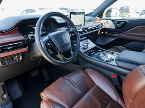 More photos of 2022 Lincoln Aviator Reserve at Porsche Austin, TX