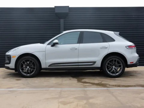Photos of 2023 Porsche Macan T for sale in Austin, TX at Porsche Austin