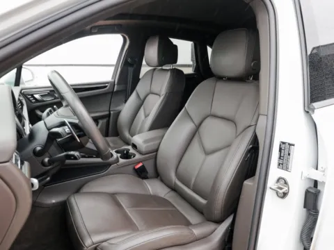 More photos of 2023 Porsche Macan S at Porsche Austin, TX