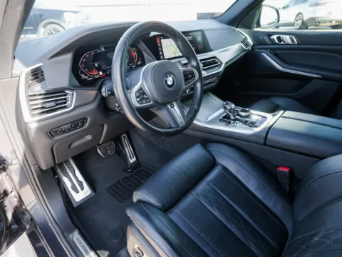 More photos of 2022 BMW X5 xDrive40i at Porsche Austin, TX