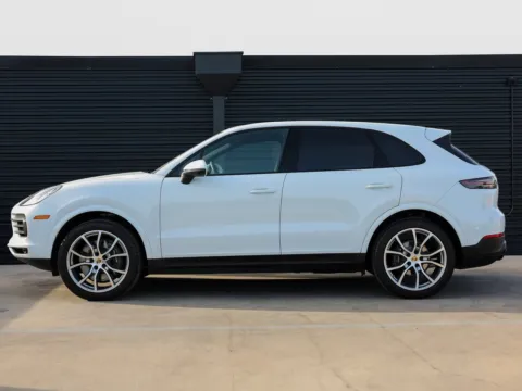 Photos of 2023 Porsche Cayenne for sale in Austin, TX at Porsche Austin