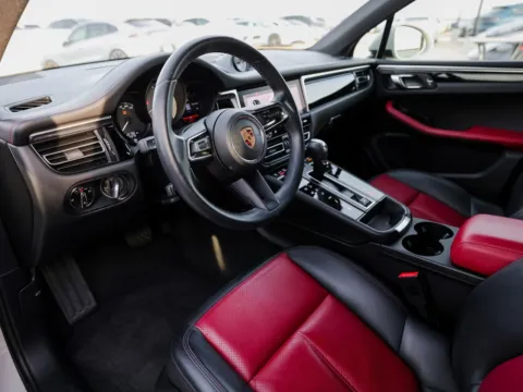 More photos of 2022 Porsche Macan S at Porsche Austin, TX