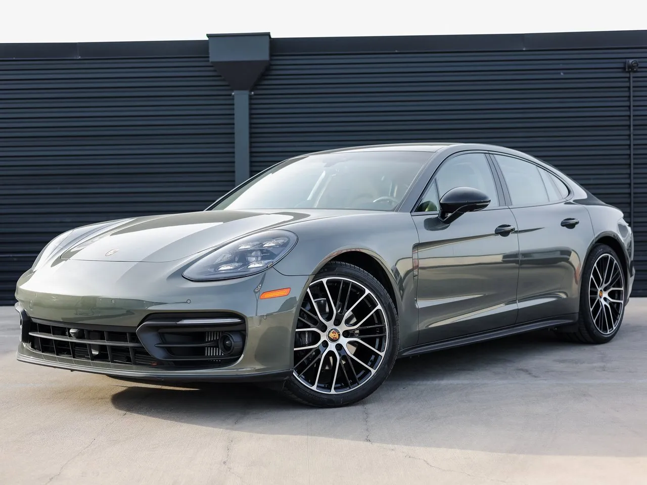 2023 Porsche Panamera Platinum Edition for sale in Austin, TX