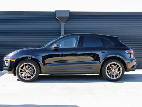 Photos of 2025 Porsche Macan for sale in Austin, TX at Porsche Austin