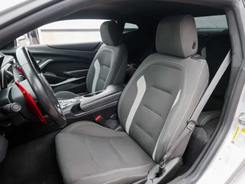 More photos of 2018 Chevrolet Camaro 1SS at Porsche Austin, TX