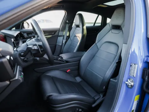 More photos of 2025 Porsche Panamera at Porsche Austin, TX