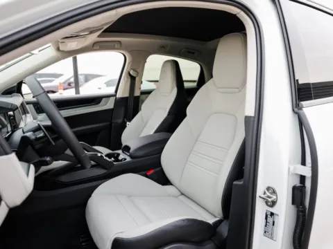 More photos of 2026 Porsche Cayenne S at Porsche Austin, TX