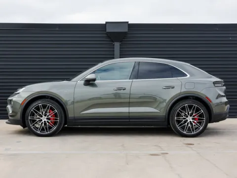 Photos of 2025 Porsche Macan Electric 4S for sale in Austin, TX at Porsche Austin