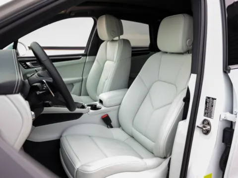 More photos of 2026 Porsche Macan at Porsche Austin, TX