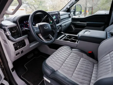 More photos of 2024 Ford Super Duty F-250 SRW Limited at Porsche Austin, TX