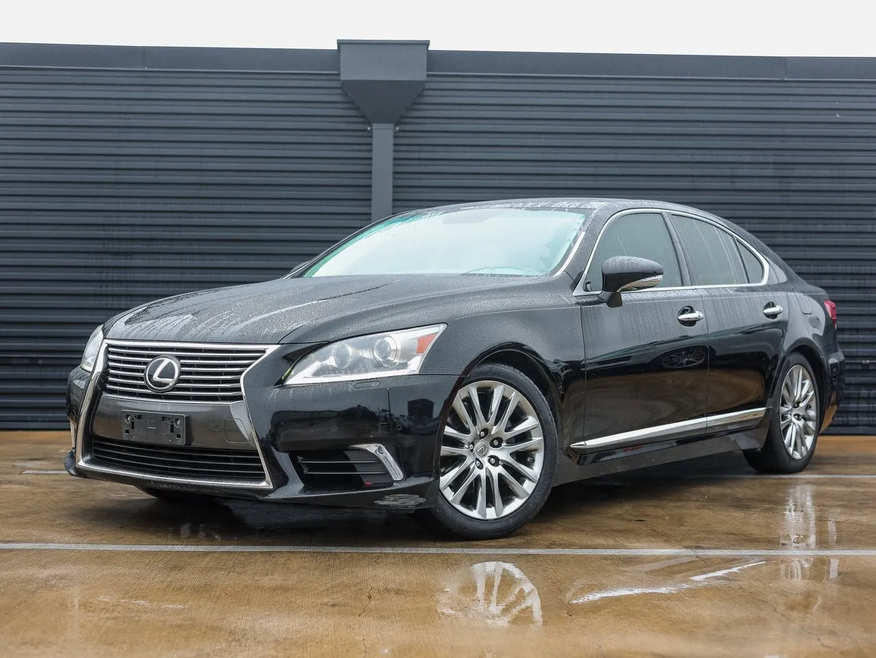 2013 Lexus LS Base