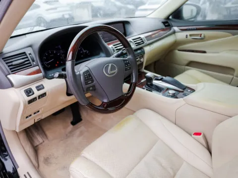 More photos of 2013 Lexus LS 460 at Porsche Austin, TX