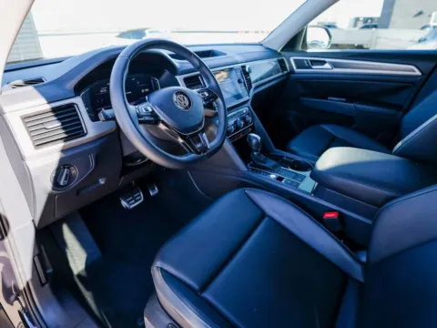 More photos of 2019 Volkswagen Atlas 3.6L V6 SEL R-Line at Porsche Austin, TX