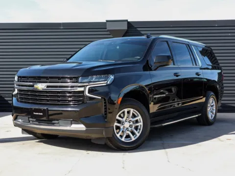 Black 2021 Chevrolet Suburban LT for sale in Austin, TX