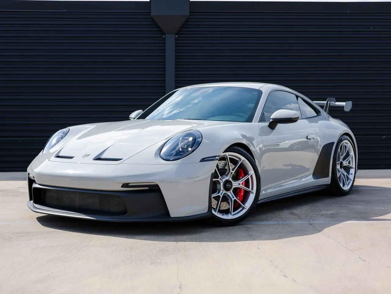 2024 Porsche 911 GT3's photo