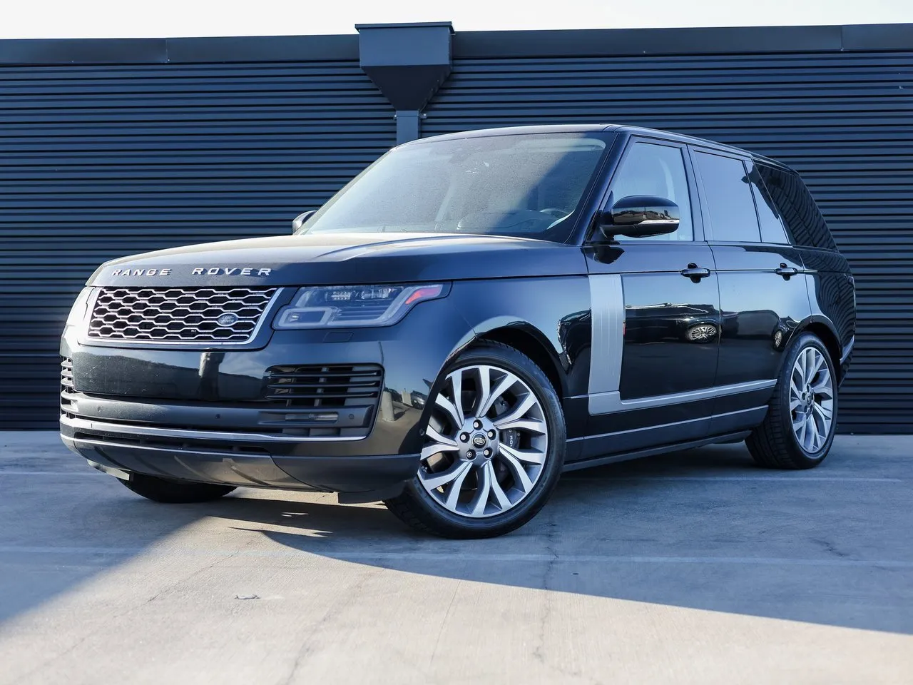 2019 Land Rover Range Rover HSE's photo