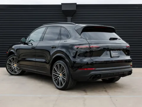 Another view of 2022 Porsche Cayenne Platinum Edition for sale in Austin, TX at Porsche Austin