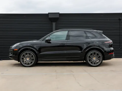 Photos of 2022 Porsche Cayenne Platinum Edition for sale in Austin, TX at Porsche Austin
