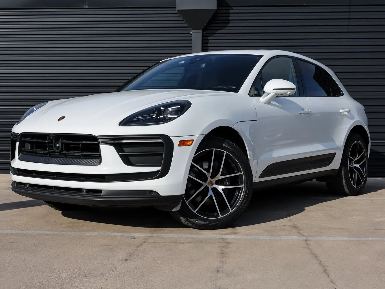 2023 Porsche Macan