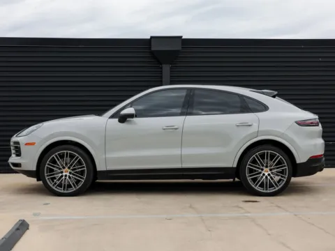 Photos of 2023 Porsche Cayenne Platinum Edition for sale in Austin, TX at Porsche Austin
