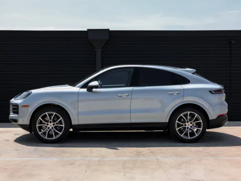 Photos of 2025 Porsche Cayenne Coupe for sale in Austin, TX at Porsche Austin