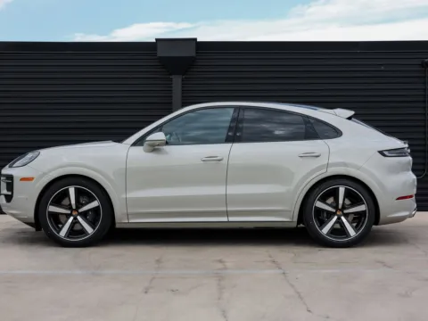 Photos of 2026 Porsche Cayenne Coupe for sale in Austin, TX at Porsche Austin