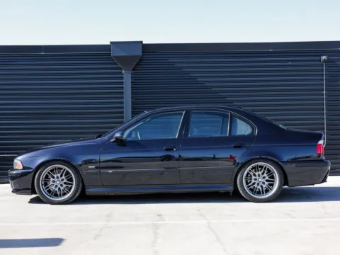 Photos of 2000 BMW 5 Series M5 for sale in Austin, TX at Porsche Austin
