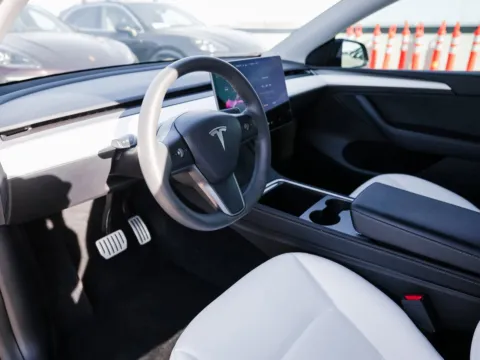 More photos of 2023 Tesla Model Y Performance at Porsche Austin, TX