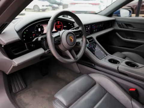 More photos of 2022 Porsche Taycan 4S at Porsche Austin, TX