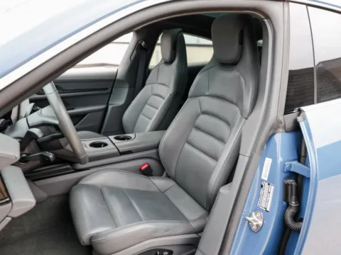 More photos of 2022 Porsche Taycan 4S at Porsche Austin, TX