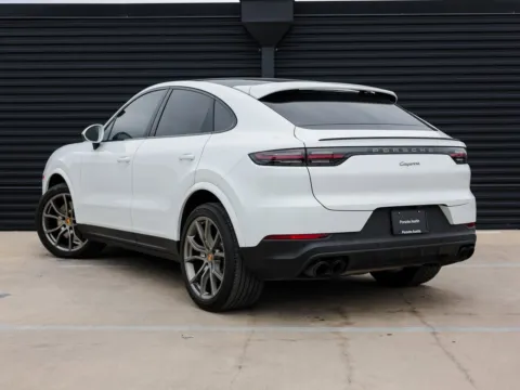 Another view of 2023 Porsche Cayenne Platinum Edition for sale in Austin, TX at Porsche Austin