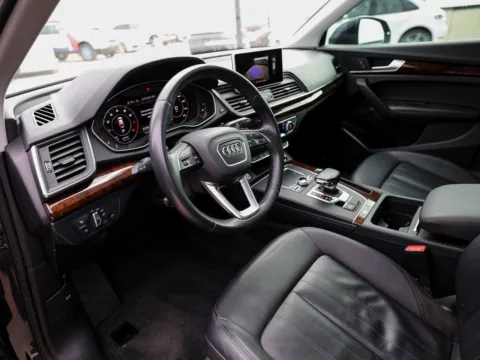 More photos of 2020 Audi Q5 Premium Plus at Porsche Austin, TX