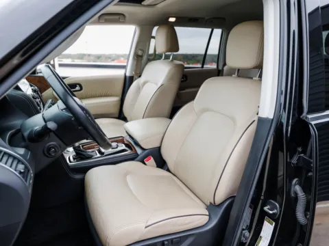 More photos of 2021 Nissan Armada SL at Porsche Austin, TX