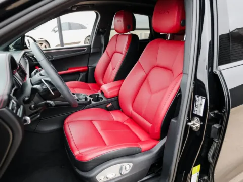 More photos of 2025 Porsche Macan GTS at Porsche Austin, TX