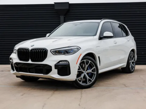 White 2021 BMW X5 xDrive45e for sale in Austin, TX