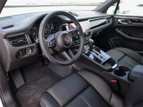 More photos of 2025 Porsche Macan at Porsche Austin, TX